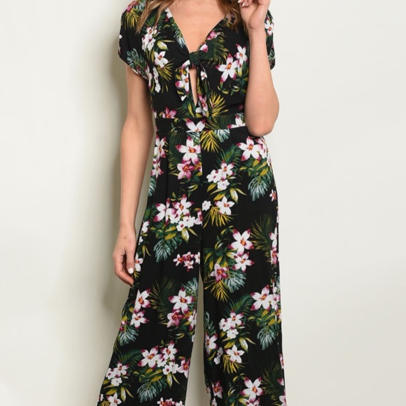 BLACK FLORAL- Jumpsuit - Picture 2 of 3